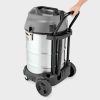 La Aspiradora Karcher NT 70/2 Me Classic es un aspiradora en seco y húmedo resistente, potente y de manejo confortable con dos motores y un depósito de 70 l para suciedad gruesa, polvo y líquidos.