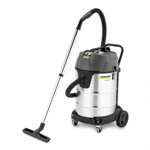 La Aspiradora Karcher NT 70/2 Me Classic es un aspiradora en seco y húmedo resistente, potente y de manejo confortable con dos motores y un depósito de 70 l para suciedad gruesa, polvo y líquidos.