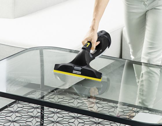 WV_5_Plus_N_glass_table_app_01_CI15_96 dpi (jpg)